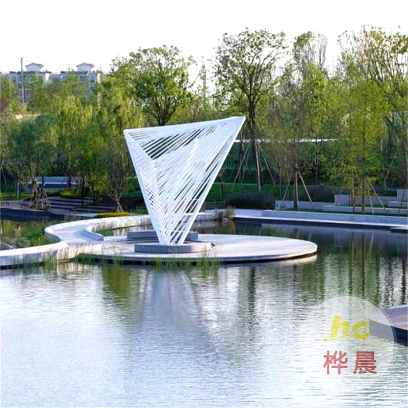 廠家生產(chǎn)不銹鋼雕塑魚公園綠地廣場園林景觀不銹鋼小品雕塑