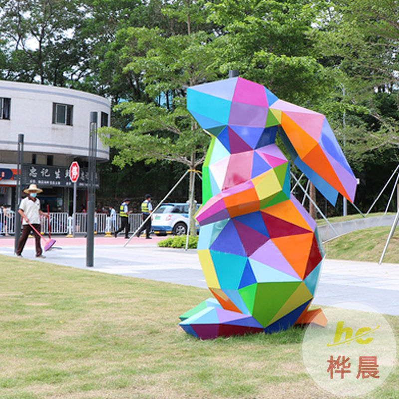 戶外園林玻璃鋼人物雕塑公園街道景觀擺件玻璃鋼卡通消防員雕塑